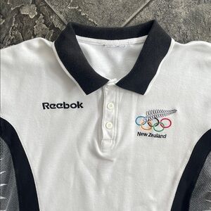REEBOK NEW ZEALAND OLYMPIC Y2K White Black Gray Sporty Polo w Embroidered Logos